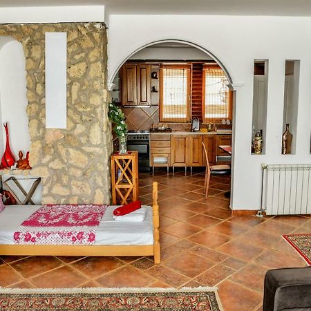 Tomas Apartments Szkopje Kültér fotó