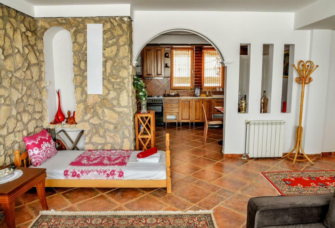 Tomas Apartments Szkopje Kültér fotó