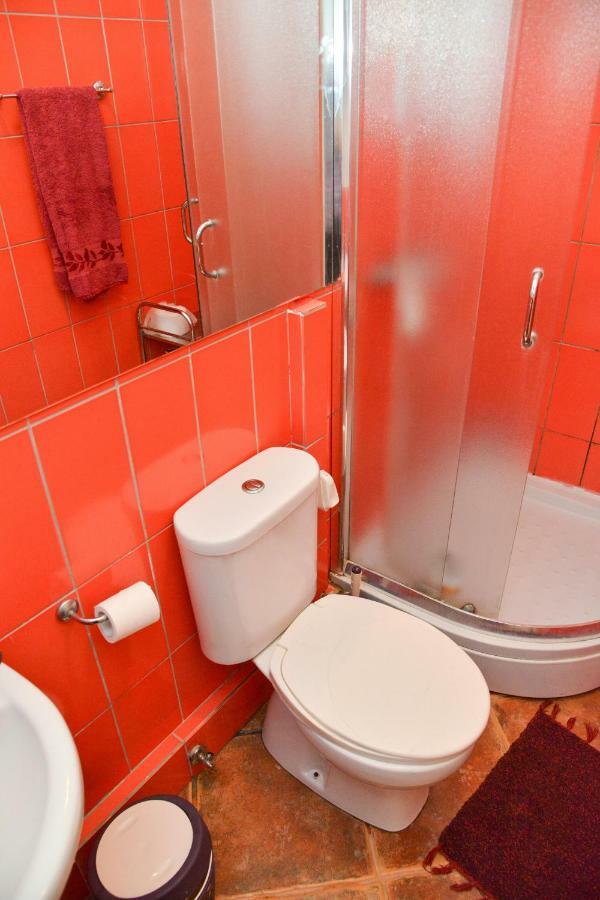 Tomas Apartments Szkopje Kültér fotó